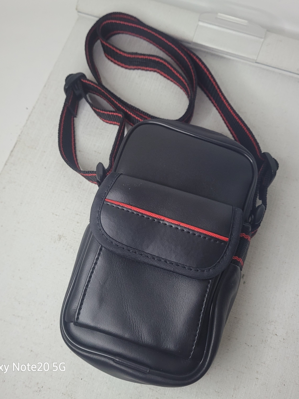 Vtg Men's Black Messenger Crossbody Pouch with Red Trim